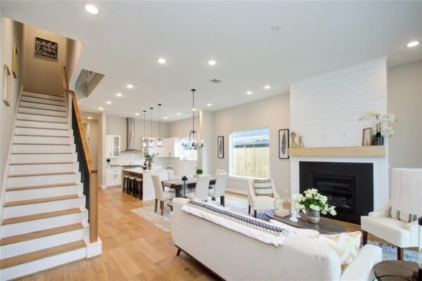 110 E 28th Street  Houston 77008 Harris - Image 13