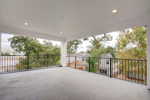110 E 28th Street  Houston 77008 Harris - Image 6