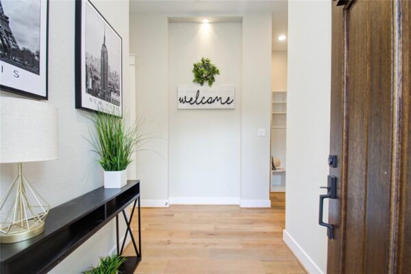 110 E 28th Street  Houston 77008 Harris - Image 9