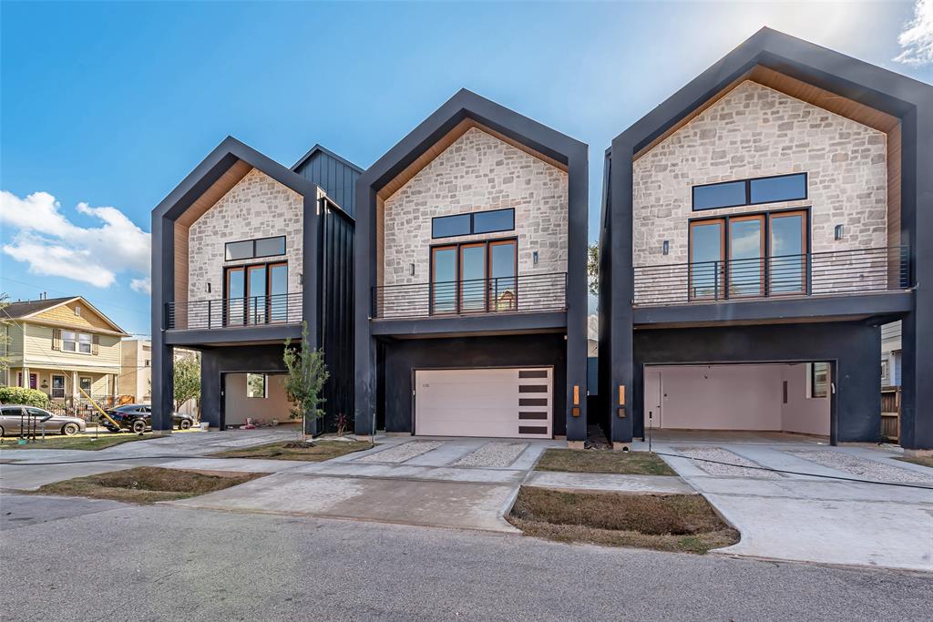 1104 W 9th Street  Houston 77007 Harris