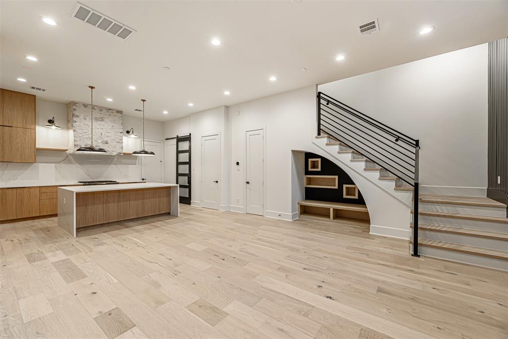 1104 W 9th Street  Houston 77007 Harris - Image 13