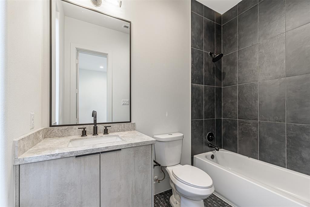 1104 W 9th Street  Houston 77007 Harris - Image 20