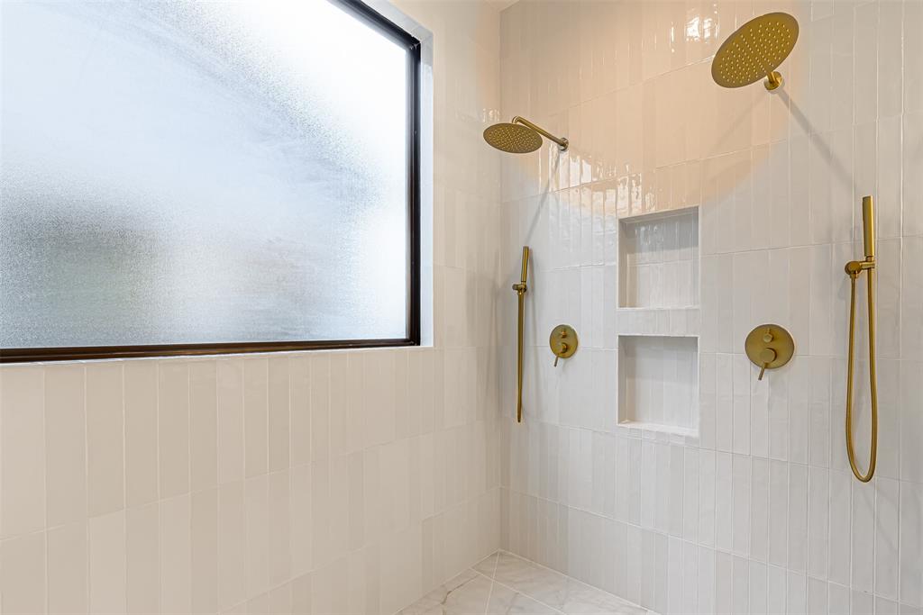 1104 W 9th Street  Houston 77007 Harris - Image 28