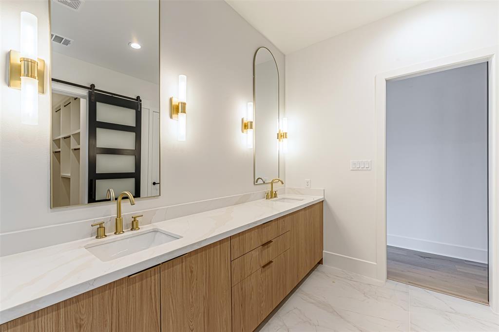 1104 W 9th Street  Houston 77007 Harris - Image 29