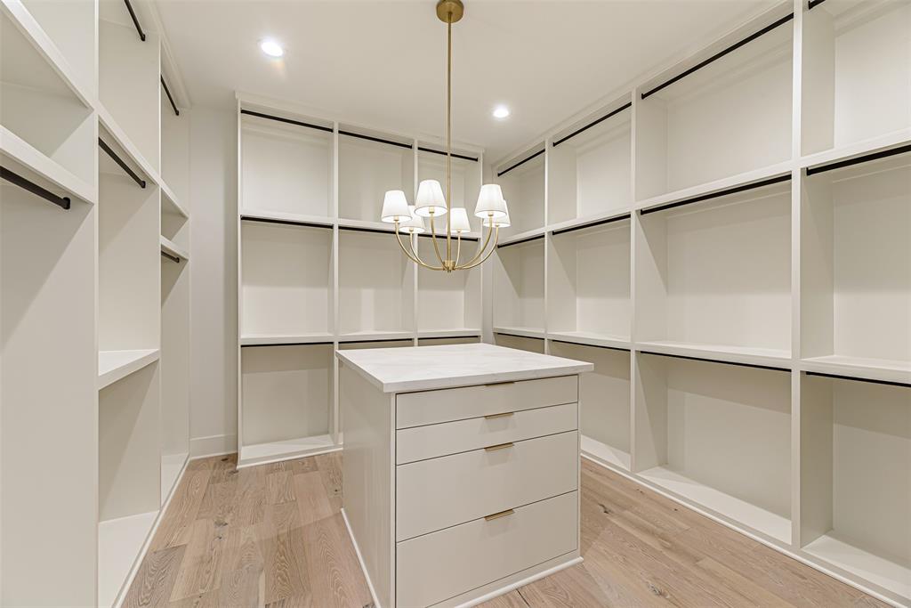 1104 W 9th Street  Houston 77007 Harris - Image 31