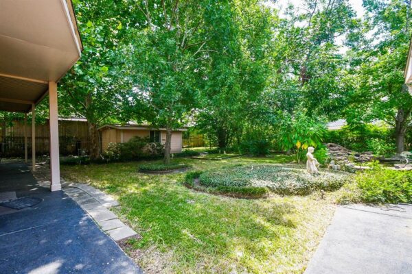 1114 Guinea Drive  Houston 77055 Harris - Image 11