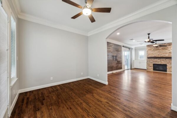1115 Du Barry Lane  Houston 77018 Harris - Image 20