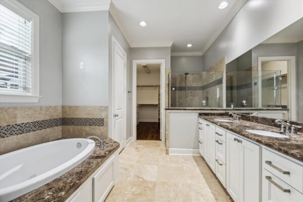 1115 Du Barry Lane  Houston 77018 Harris - Image 23