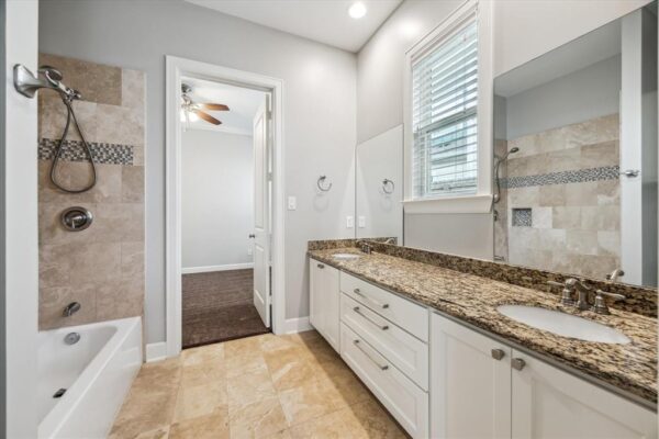 1115 Du Barry Lane  Houston 77018 Harris - Image 27
