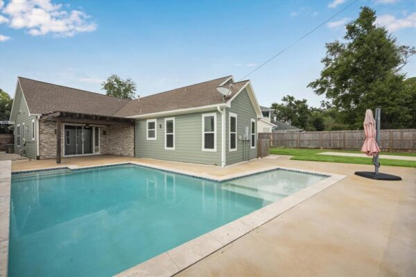 1115 Du Barry Lane  Houston 77018 Harris - Image 30