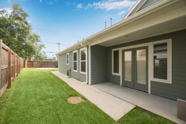 1115 Du Barry Lane  Houston 77018 Harris - Image 32