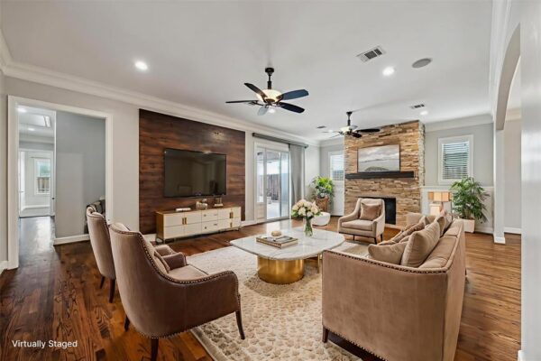 1115 Du Barry Lane  Houston 77018 Harris - Image 4