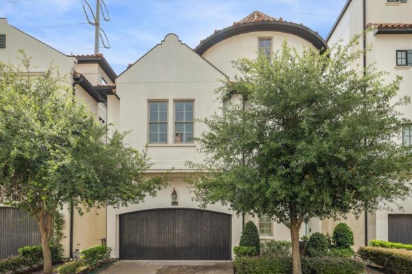 1124 Mosaico Lane  Houston 77055 Harris - Image 8