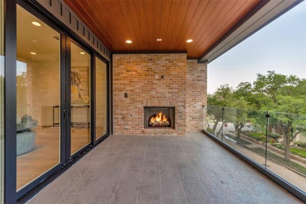 1128 W Pierce Street  Houston 77019 Harris - Image 15