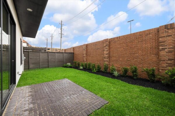 1131 Castellina Lane  Houston 77055 Harris - Image 13