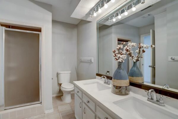 1132 Fries Road  Spring Valley Village 77055 Harris - Image 14