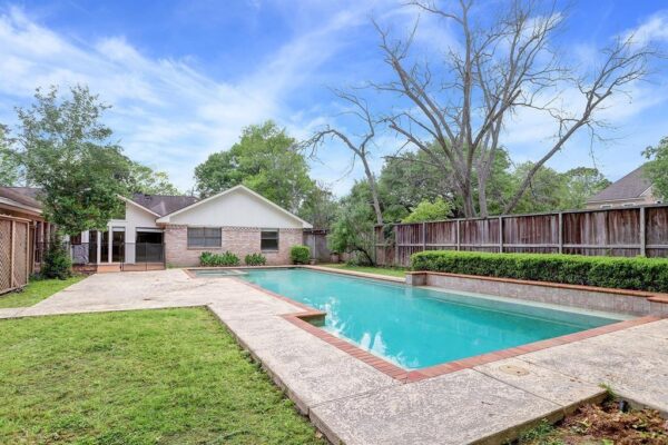 1132 Fries Road  Spring Valley Village 77055 Harris - Image 31