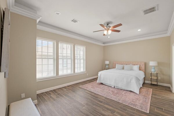 1148 Du Barry Lane  Houston 77018 Harris - Image 18
