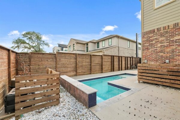 1148 Du Barry Lane  Houston 77018 Harris - Image 30