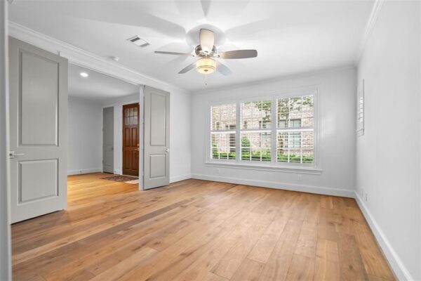 1156 Mosaico Lane  Houston 77055 Harris - Image 11