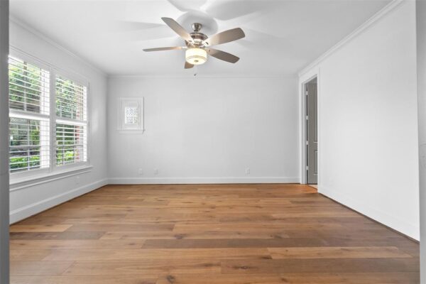 1156 Mosaico Lane  Houston 77055 Harris - Image 12