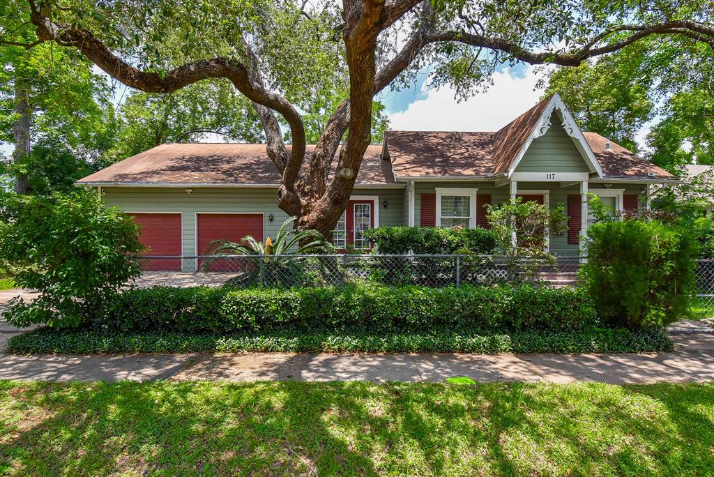 117 E 25th Street  Houston 77008 Harris