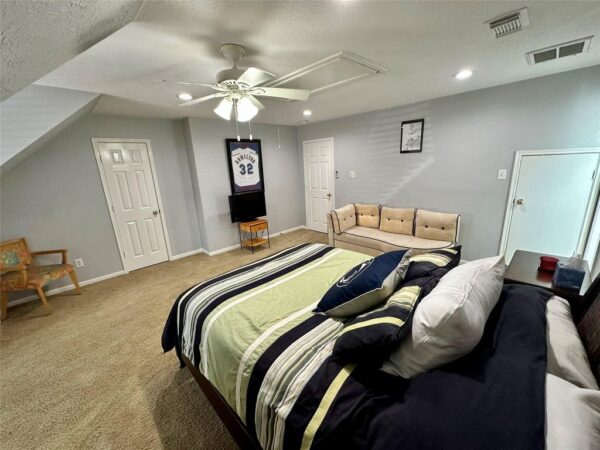 1211 Campton Court  Houston 77055 Harris - Image 25