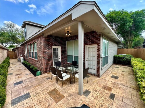 1211 Campton Court  Houston 77055 Harris - Image 27