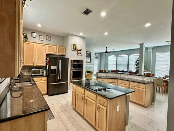 1211 Campton Court  Houston 77055 Harris - Image 34