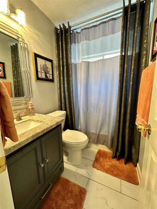 1211 Campton Court  Houston 77055 Harris - Image 38