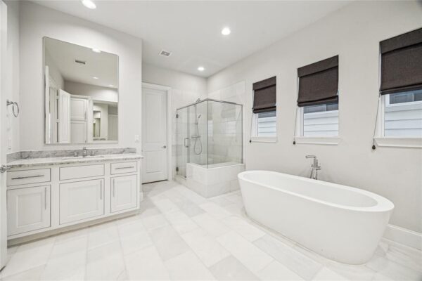 1212 W 16th Street  Houston 77008 Harris - Image 17