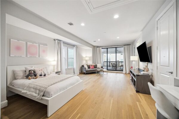 1212 W 16th Street  Houston 77008 Harris - Image 22