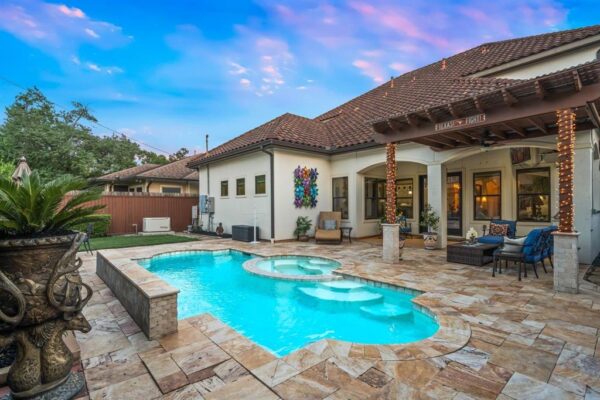 1226 Chippendale Road  Houston 77018 Harris - Image 3