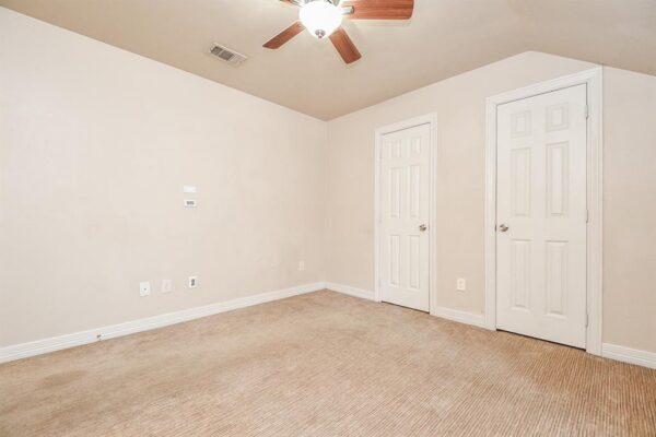1240 Bingle Road  Spring Valley Village 77055 Harris - Image 32