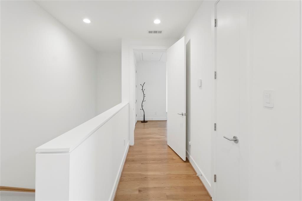 1302 Crocker Street  Houston 77019 Harris - Image 21
