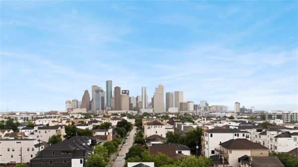 1302 Crocker Street  Houston 77019 Harris - Image 33