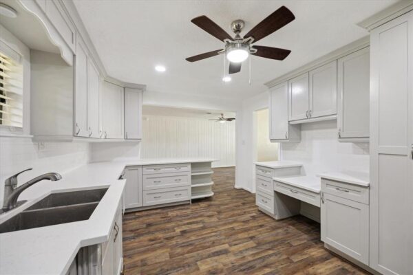 1309 Centennial Drive  Houston 77055 Harris - Image 12