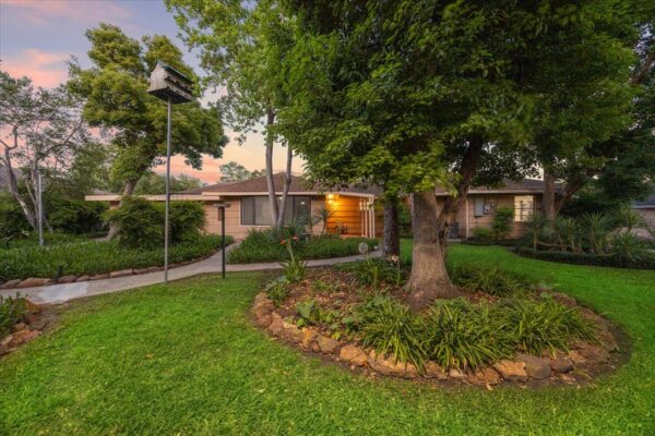 1309 Centennial Drive  Houston 77055 Harris - Image 28