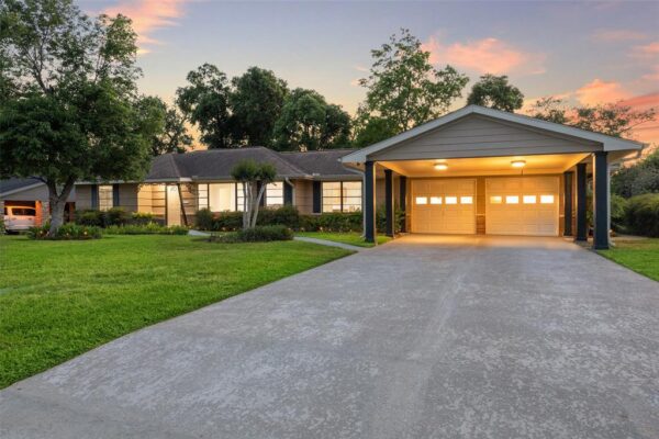 1309 Centennial Drive  Houston 77055 Harris - Image 3