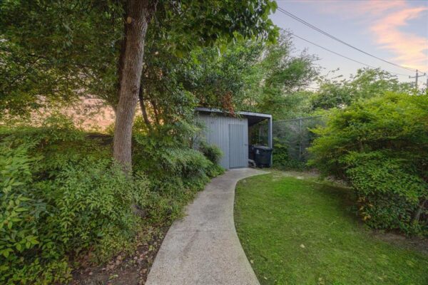 1309 Centennial Drive  Houston 77055 Harris - Image 33