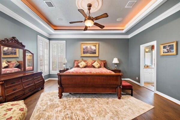 1310 Whispering Pines Drive  Houston 77055 Harris - Image 16