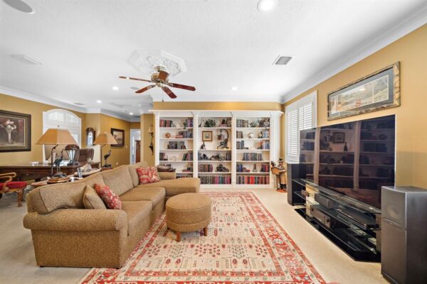 1310 Whispering Pines Drive  Houston 77055 Harris - Image 18