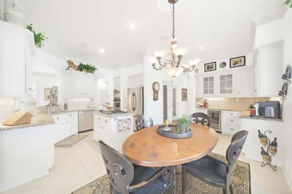 1310 Whispering Pines Drive  Houston 77055 Harris - Image 7