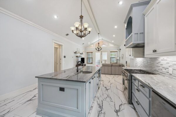 1311 Chippendale Rd  Houston 77018 Harris - Image 9