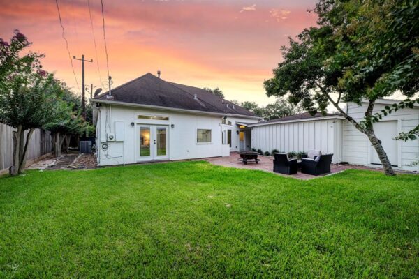 1324 Bingle Road  Spring Valley Village 77055 Harris - Image 21