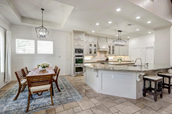 1324 Bingle Road  Spring Valley Village 77055 Harris - Image 6