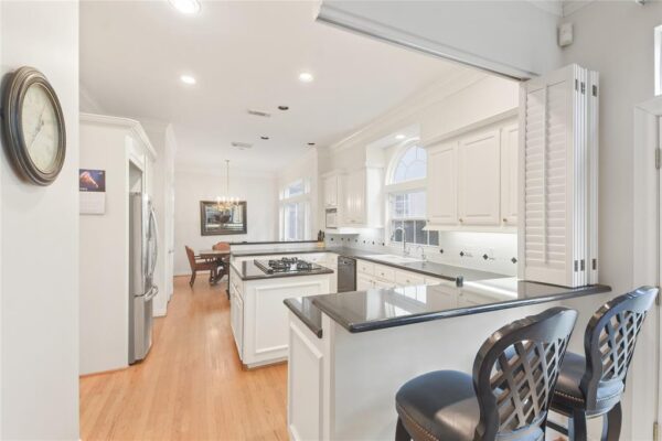 14 Pinewold Court  Houston 77056 Harris - Image 14