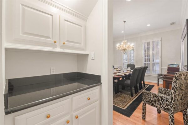 14 Pinewold Court  Houston 77056 Harris - Image 19