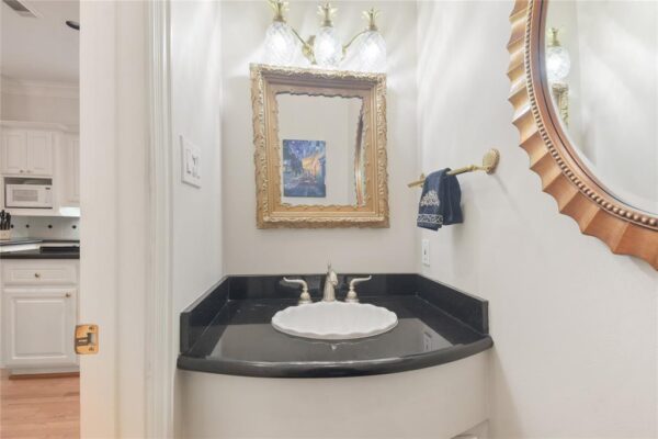 14 Pinewold Court  Houston 77056 Harris - Image 20