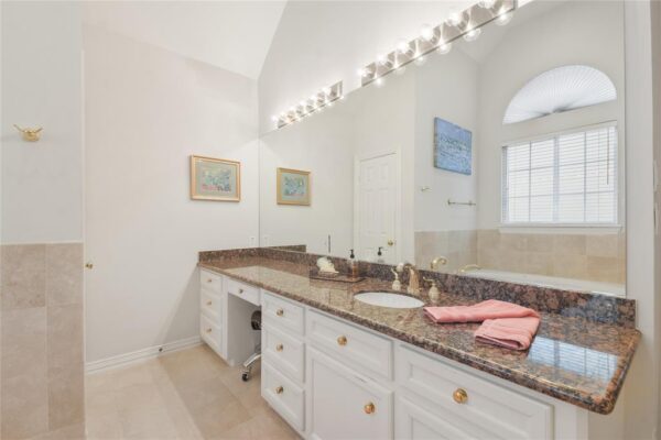 14 Pinewold Court  Houston 77056 Harris - Image 25